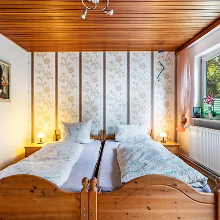 Altstadt Mit Terrasse * Husum (Schleswig-Holstein)